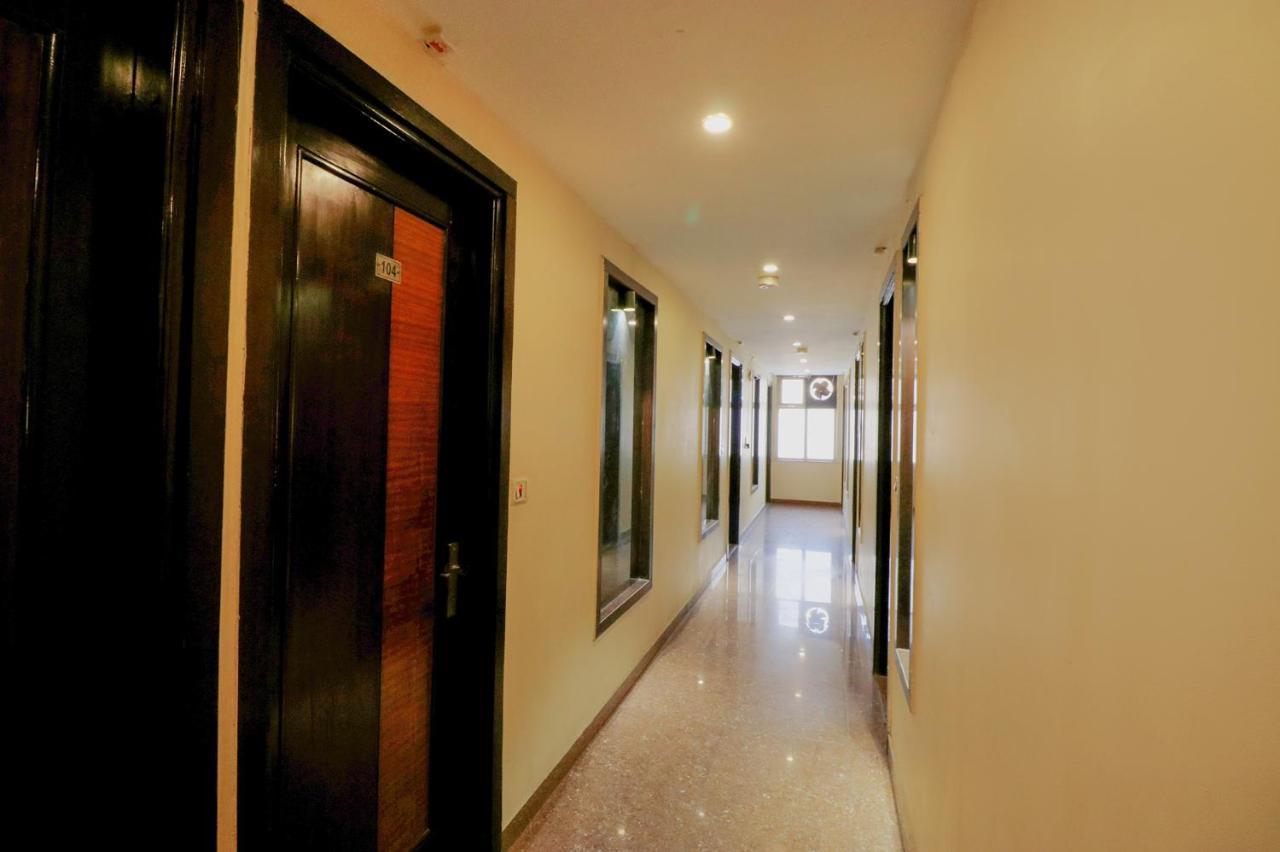 Staybook Hotel Aira New Delhi Railway Station Paharganj المظهر الخارجي الصورة