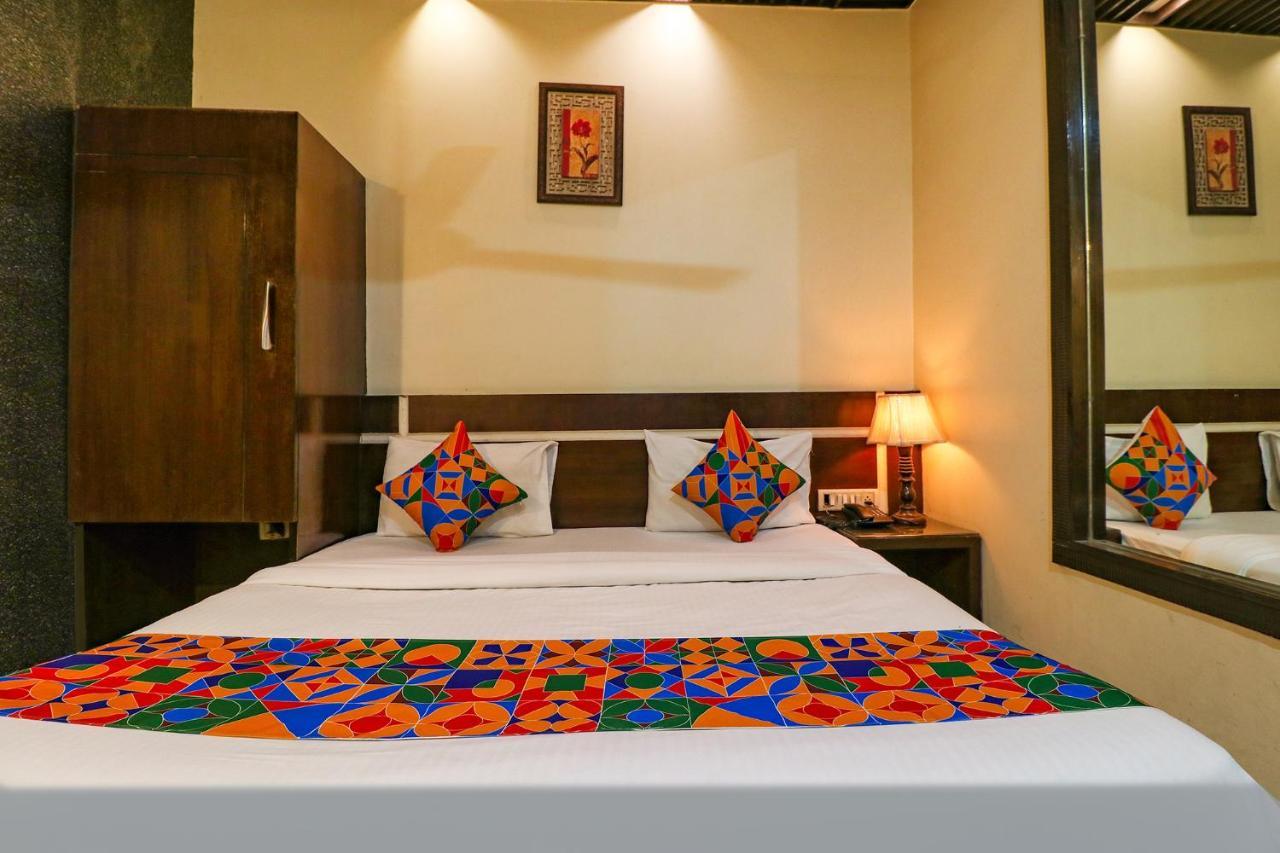 Staybook Hotel Aira New Delhi Railway Station Paharganj المظهر الخارجي الصورة